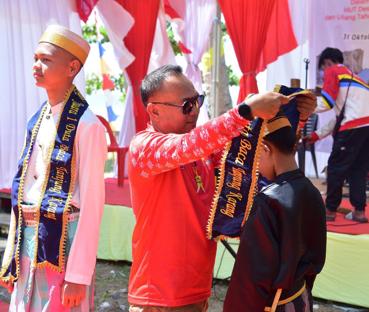 BERITA GAMBAR SIMPATIK